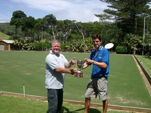 Peter Goldsworthy (L) accepts Line Honours Trophy from Mark Greenwood © Mark Greenwood